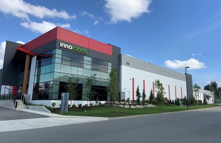 Tòa nhà công ty Inno Foods với logo
